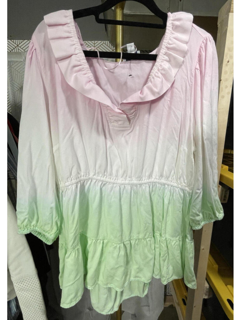 Crown & Ivy Women's 1x Pink Green Ombre Blouse Ruffle V-Neck Long Sleeve Top